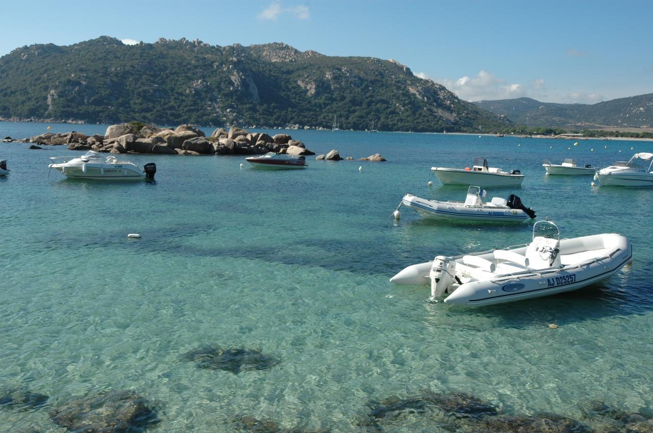Апарт готель Complesso Residenziale Marina Di Pinarello Пінарелю Екстер'єр фото