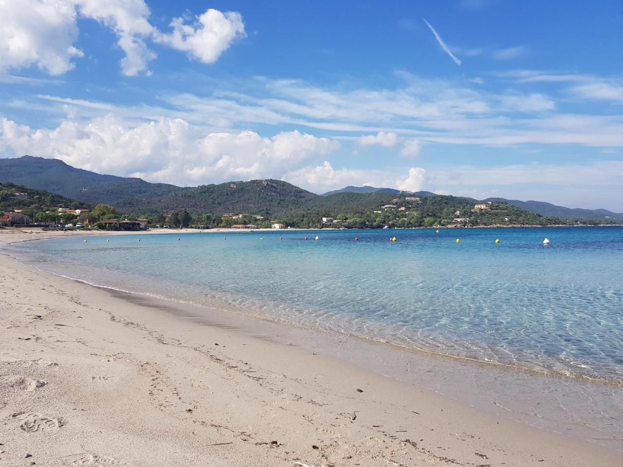 Апарт готель Complesso Residenziale Marina Di Pinarello Пінарелю Екстер'єр фото